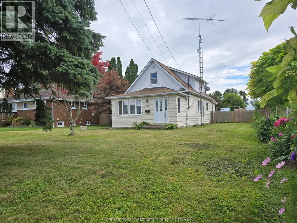 5093 DUFFERIN AVENUE