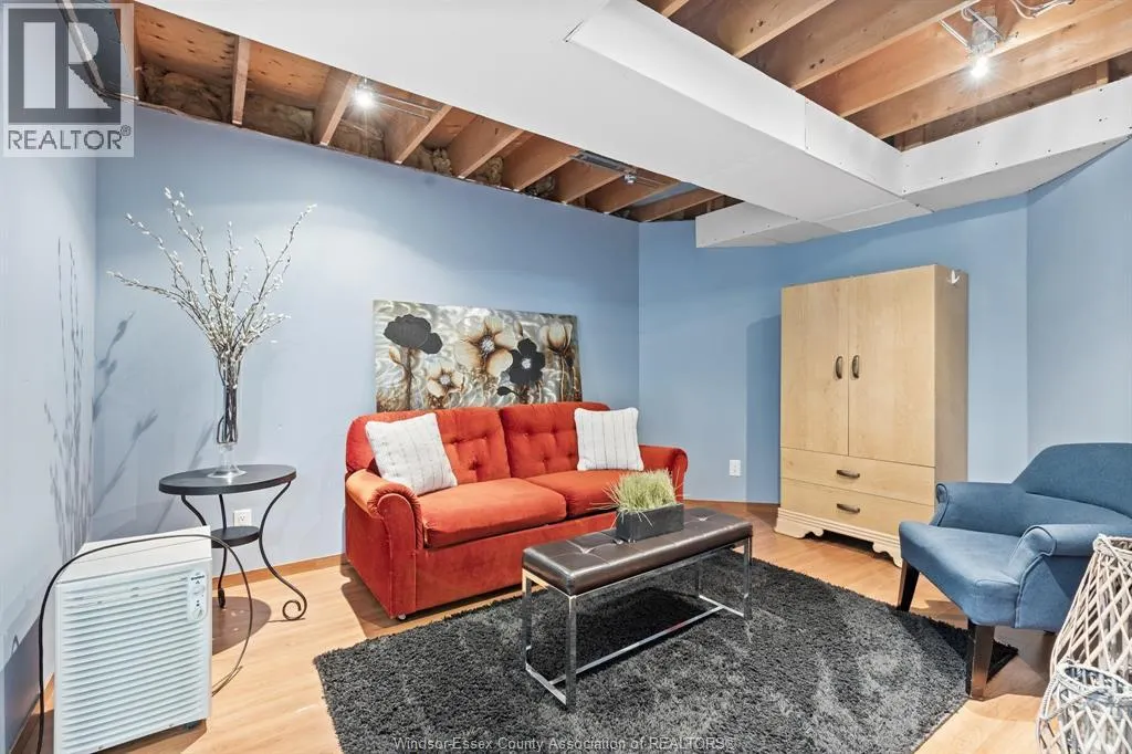 426 KING STREET East