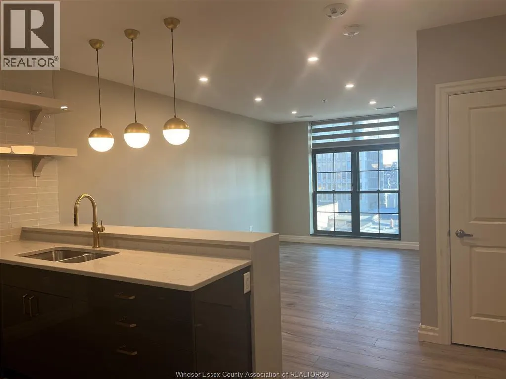 531 PELISSIER STREET Unit# 204