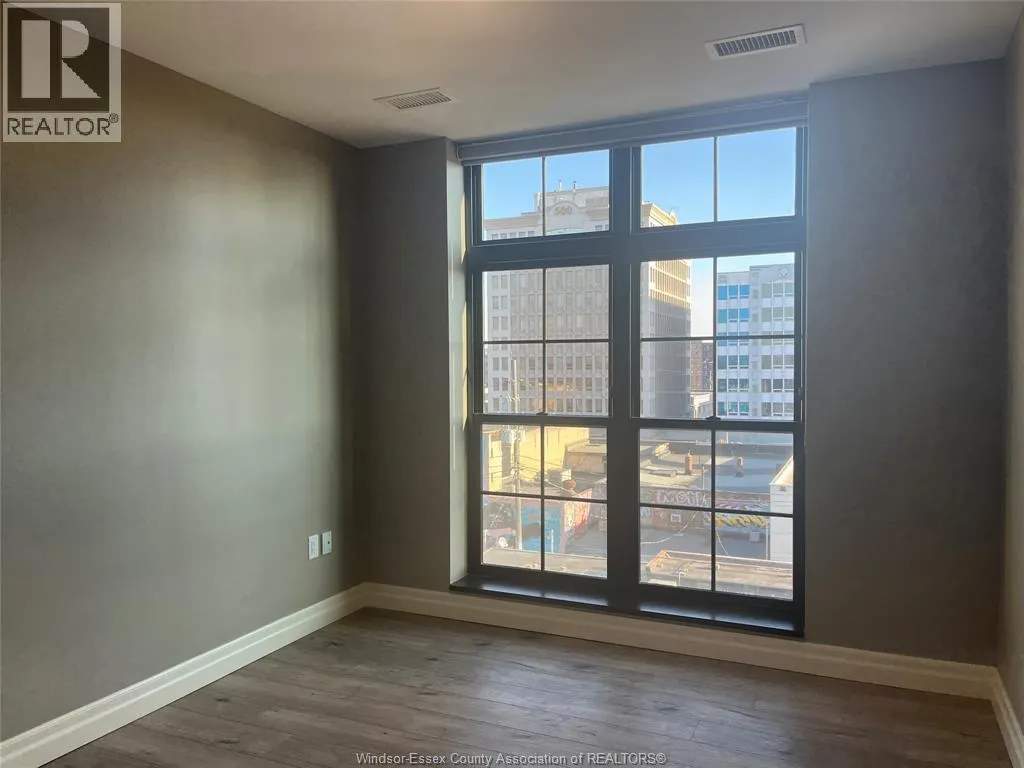 531 PELISSIER STREET Unit# 204