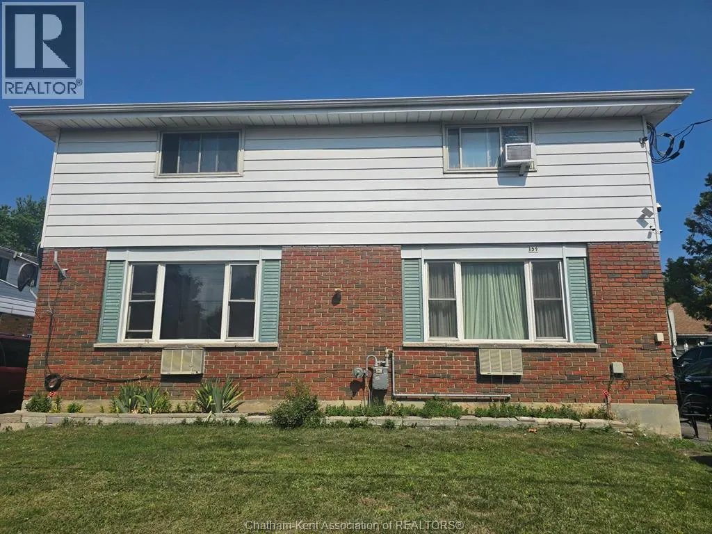 159 McNaughton AVENUE West