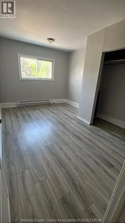 900-904 ELSMERE AVENUE Unit# 902