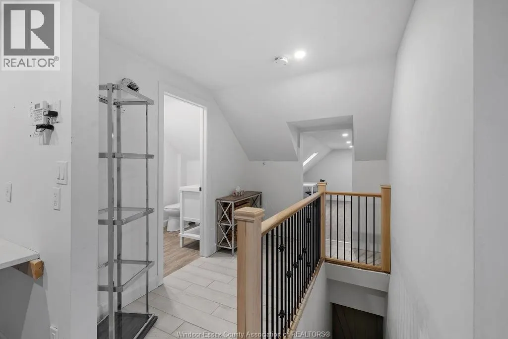 12357 TECUMSEH ROAD East Unit# UPPER