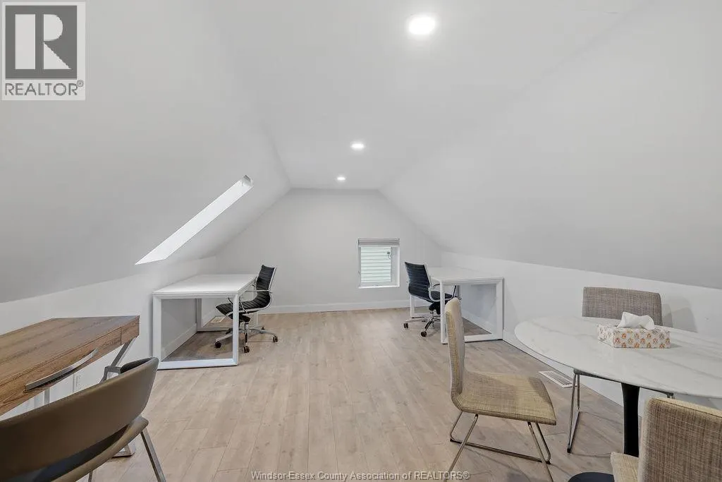 12357 TECUMSEH ROAD East Unit# UPPER