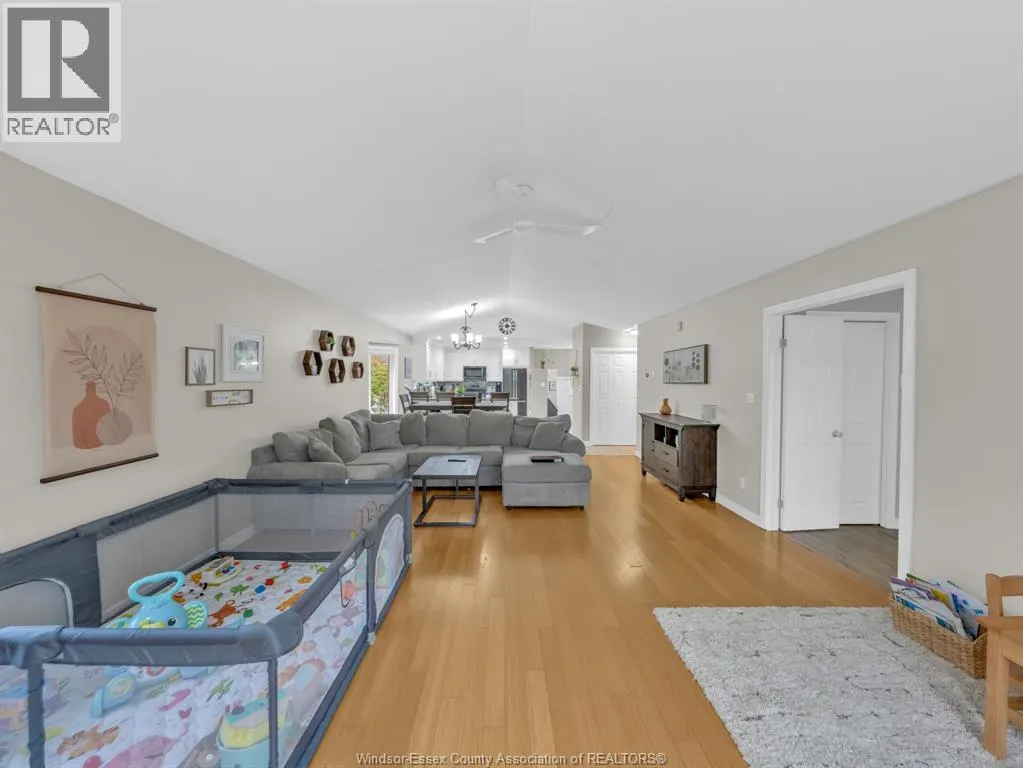 51 SANTOS DRIVE