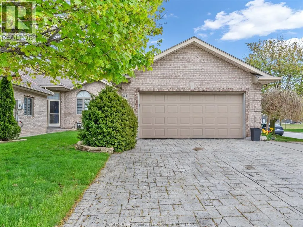 51 SANTOS DRIVE