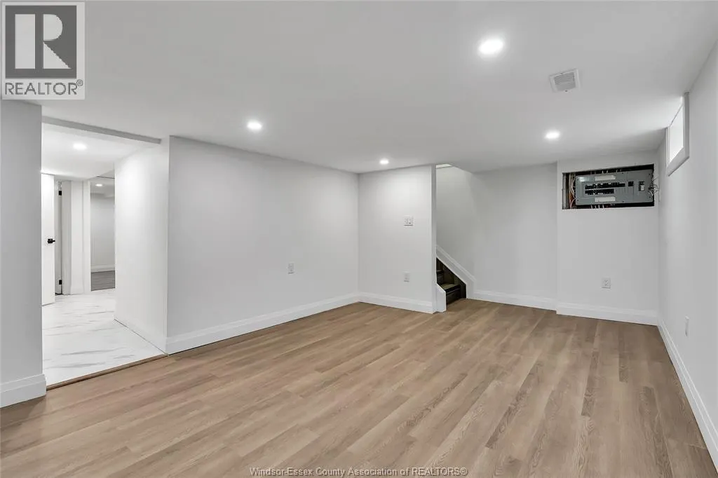 2222 FOREST AVENUE