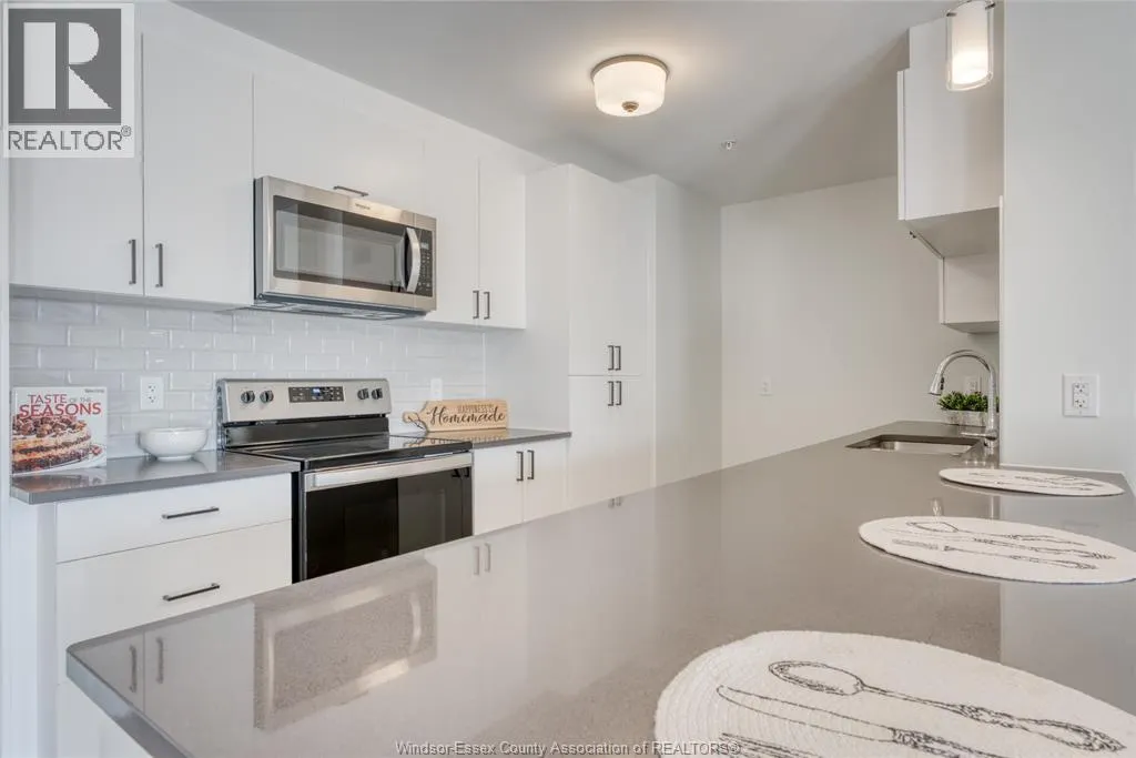 2600 SANDWICH WEST PARKWAY Unit# 201