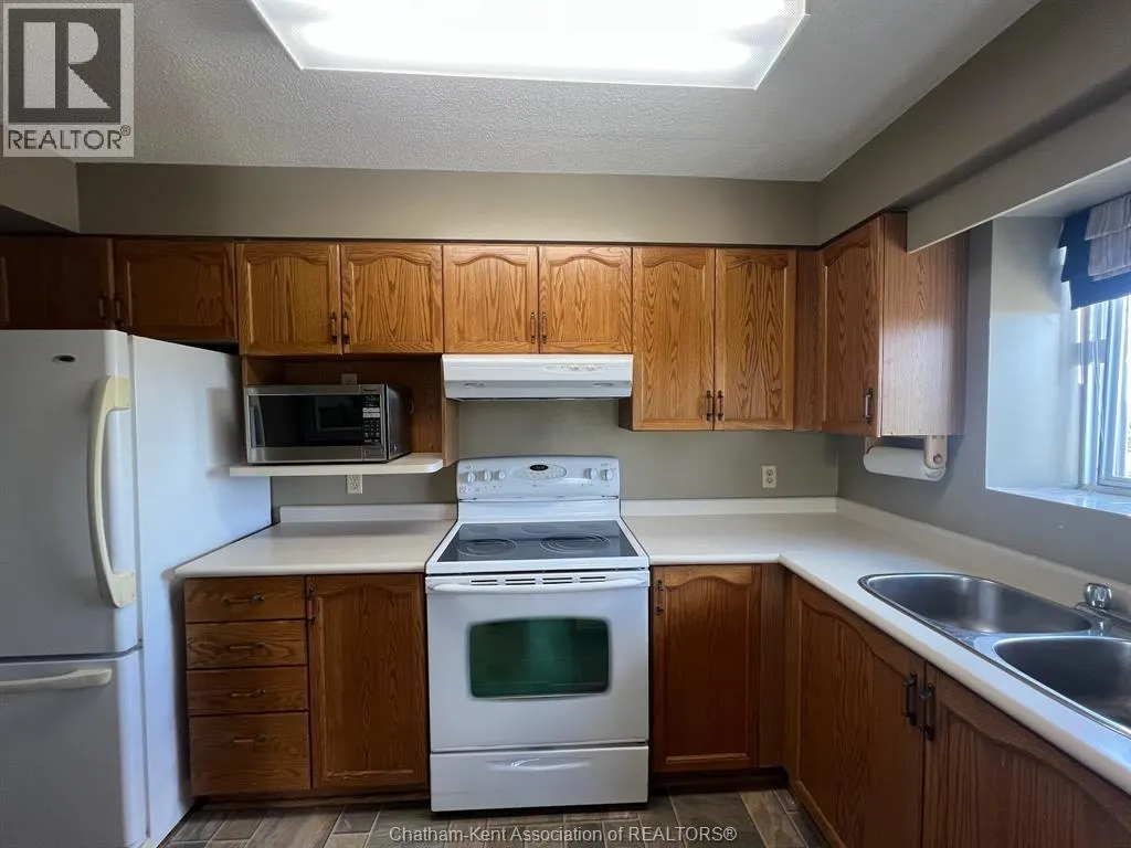 10 Van Allen AVENUE Unit# 702