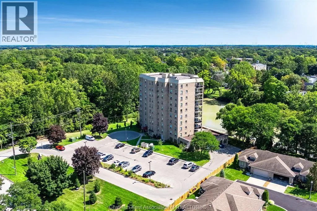 10 Van Allen AVENUE Unit# 702