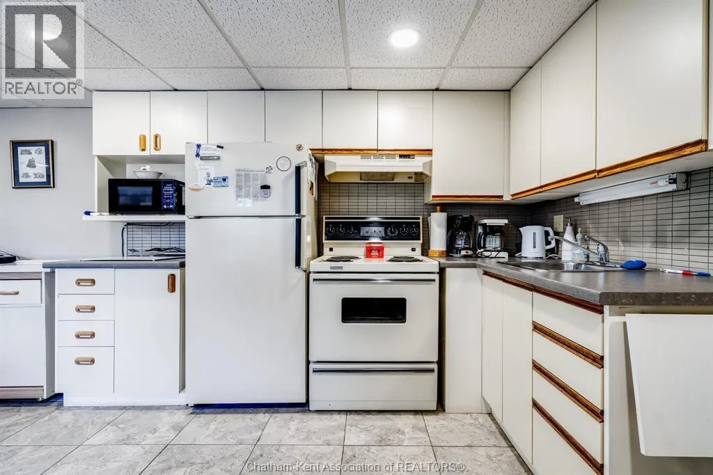 10 Van Allen AVENUE Unit# 702