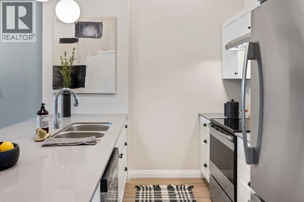 3160 MEADOWBROOK LANE Unit# 111