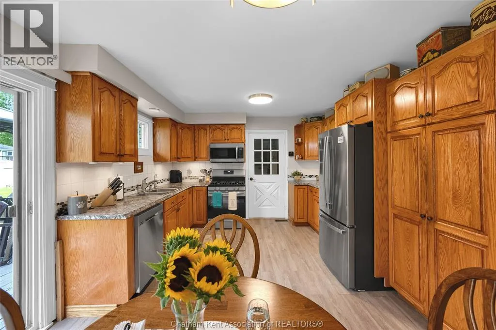 473 Elm STREET East