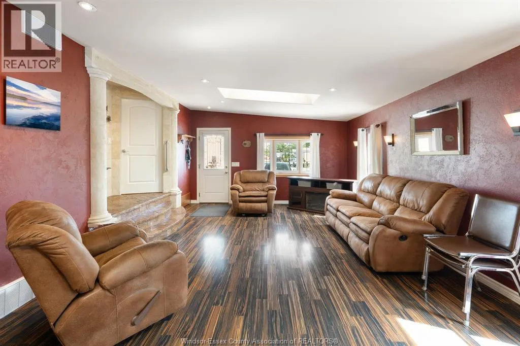 66 Parkside BOULEVARD