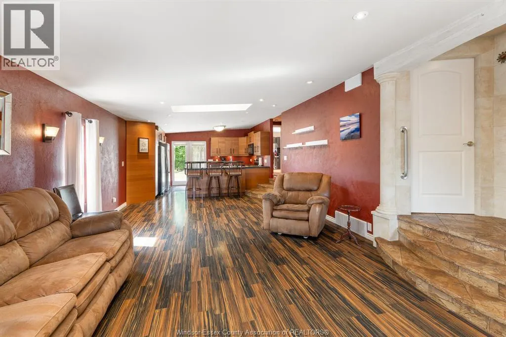66 Parkside BOULEVARD