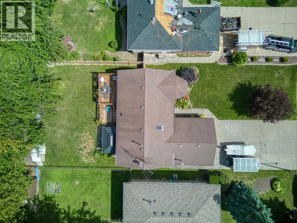 163 KLUNDERT CRESCENT