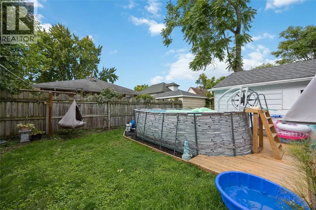 359 MAXWELL STREET