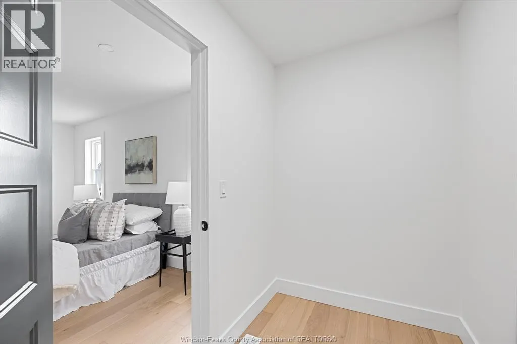 70 MEDORA AVENUE East