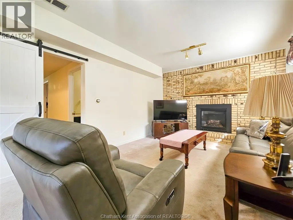 8 Lancefield PLACE