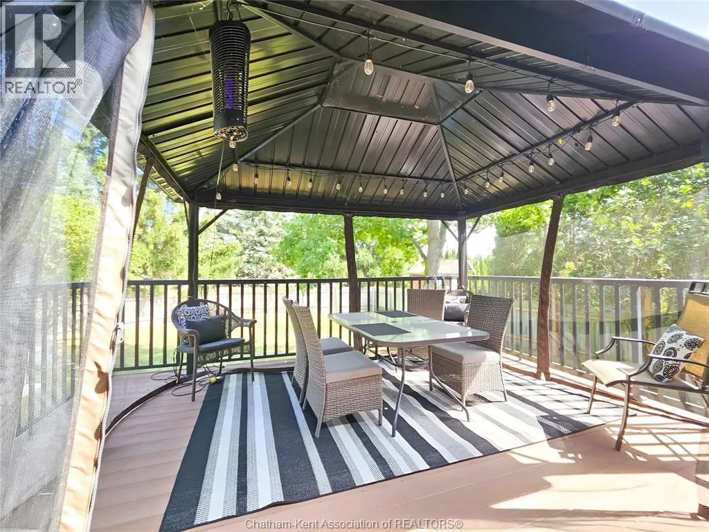 8 Lancefield PLACE