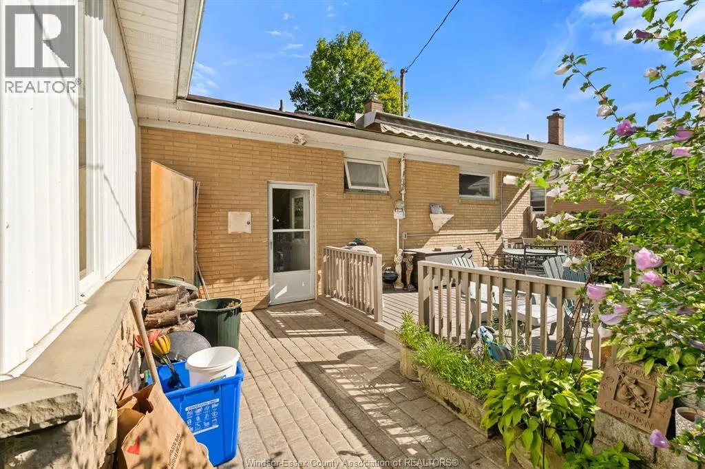 10 Alderton