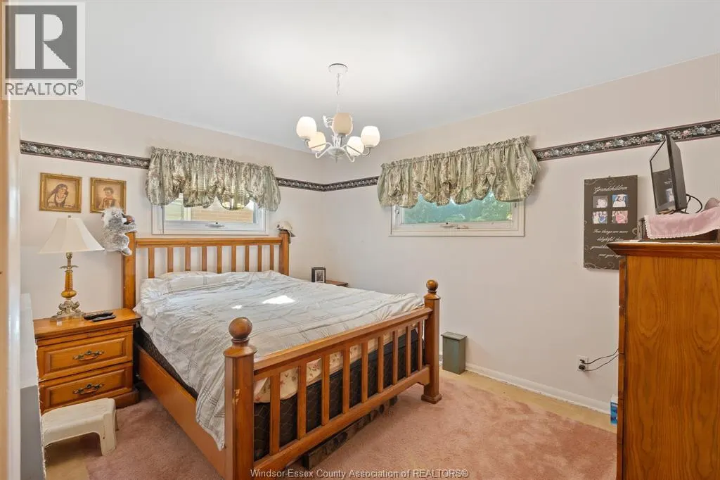 10 Alderton