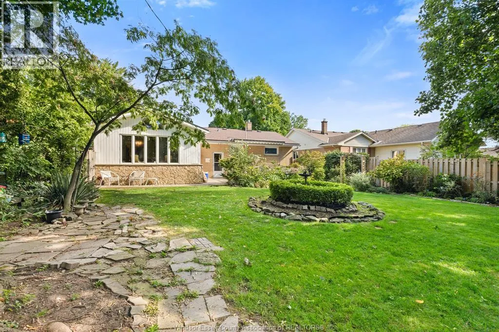 10 Alderton