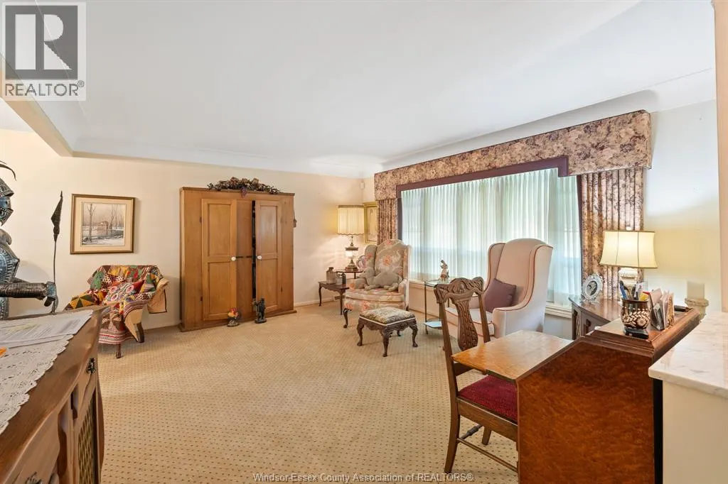 10 Alderton