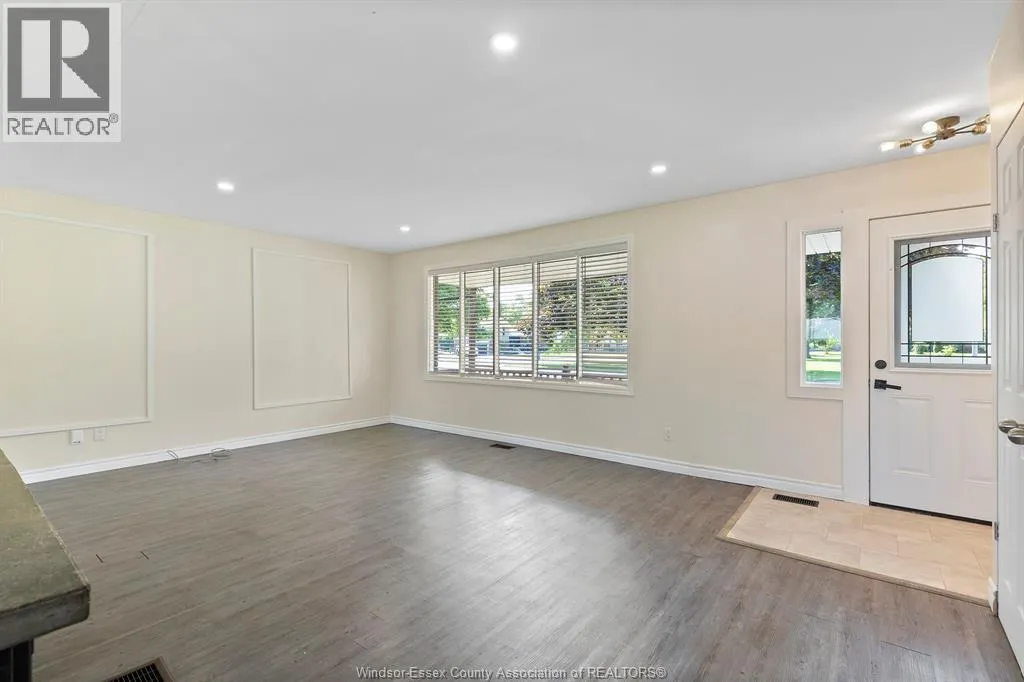 6 Sunset Place