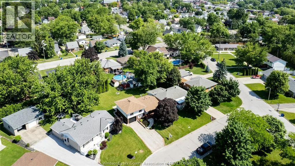 6 Sunset Place