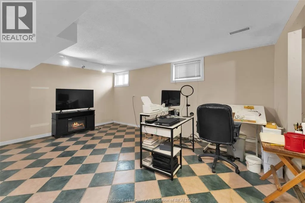 497 MCKAY AVENUE