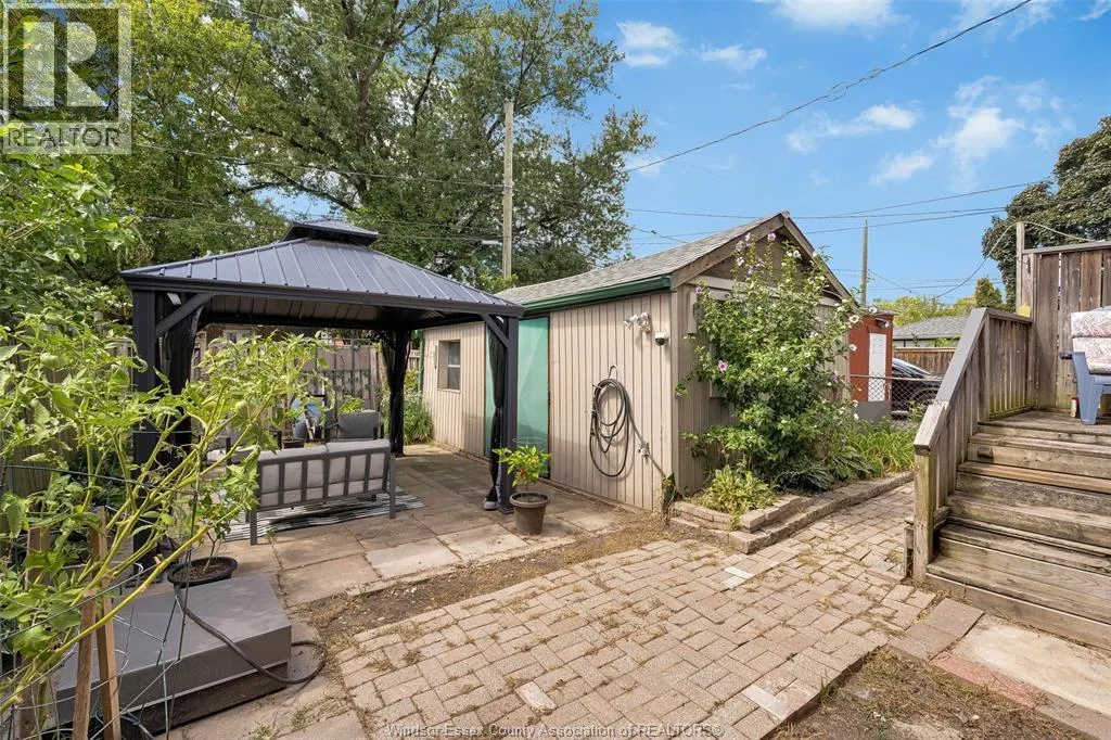 497 MCKAY AVENUE