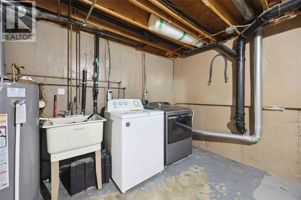 825 Exmouth STREET Unit# 27, #27