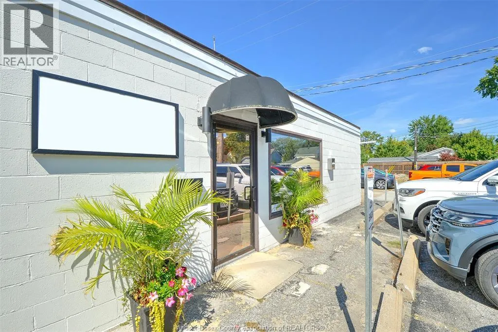 56 RICHMOND Unit# 3