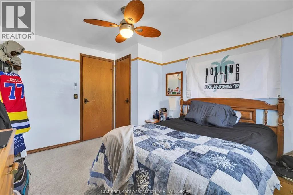 6 CENTENNIAL CRESCENT