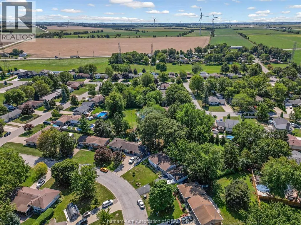 6 CENTENNIAL CRESCENT