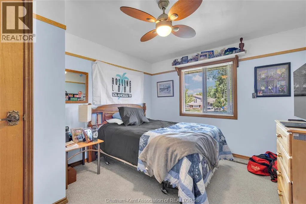 6 CENTENNIAL CRESCENT