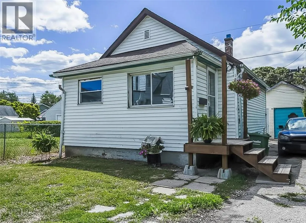 1215 AUBIN ROAD