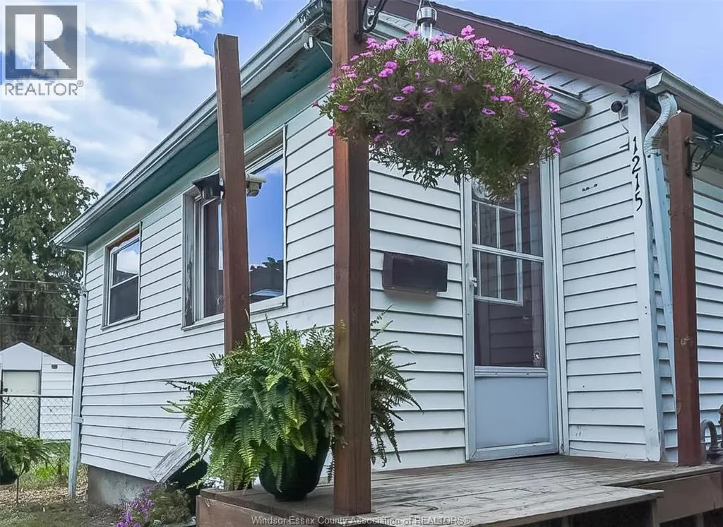 1215 AUBIN ROAD