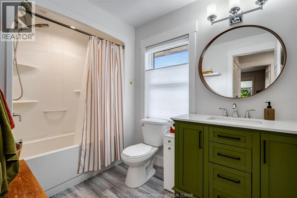 43 Danforth Ave