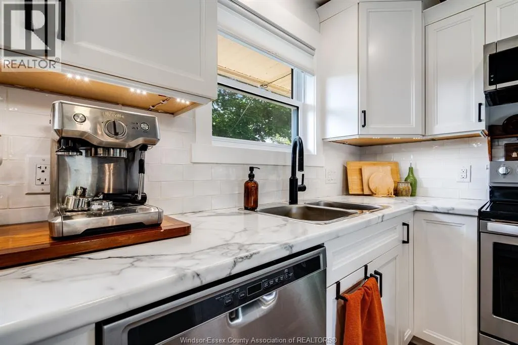 43 Danforth Ave