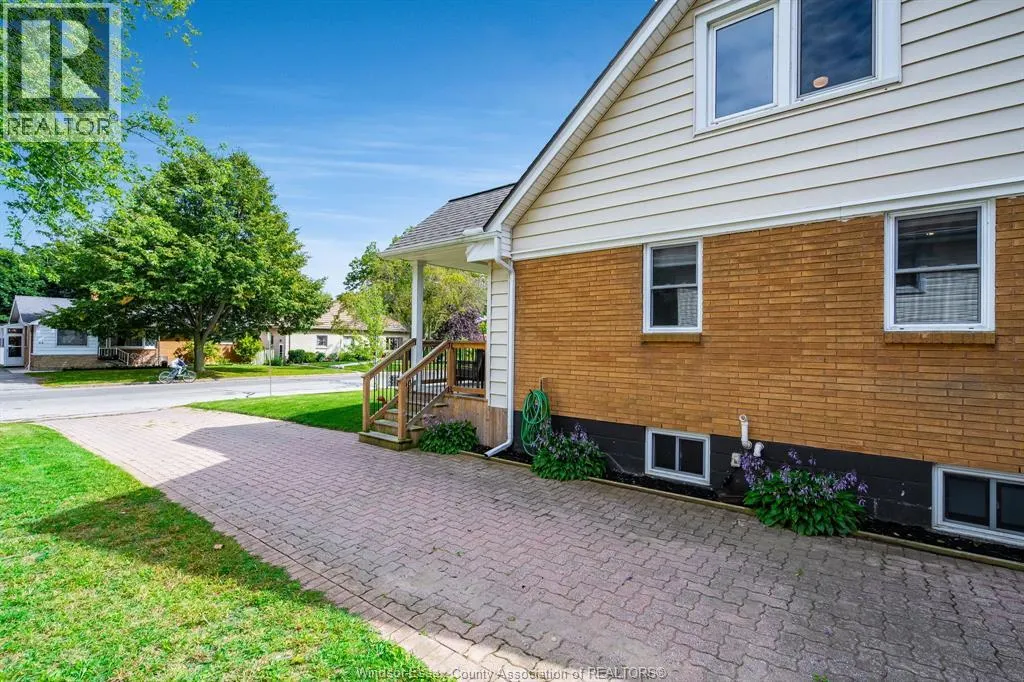 43 Danforth Ave