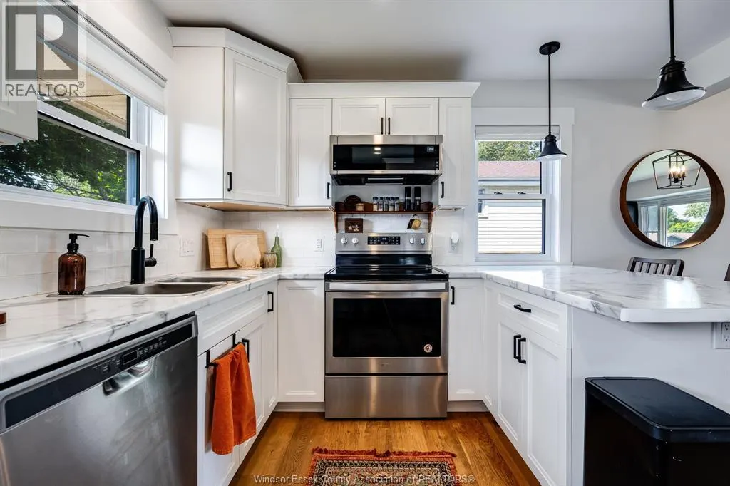 43 Danforth Ave