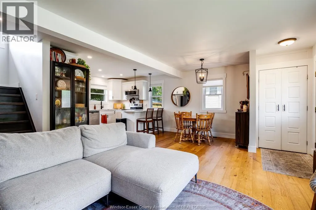 43 Danforth Ave