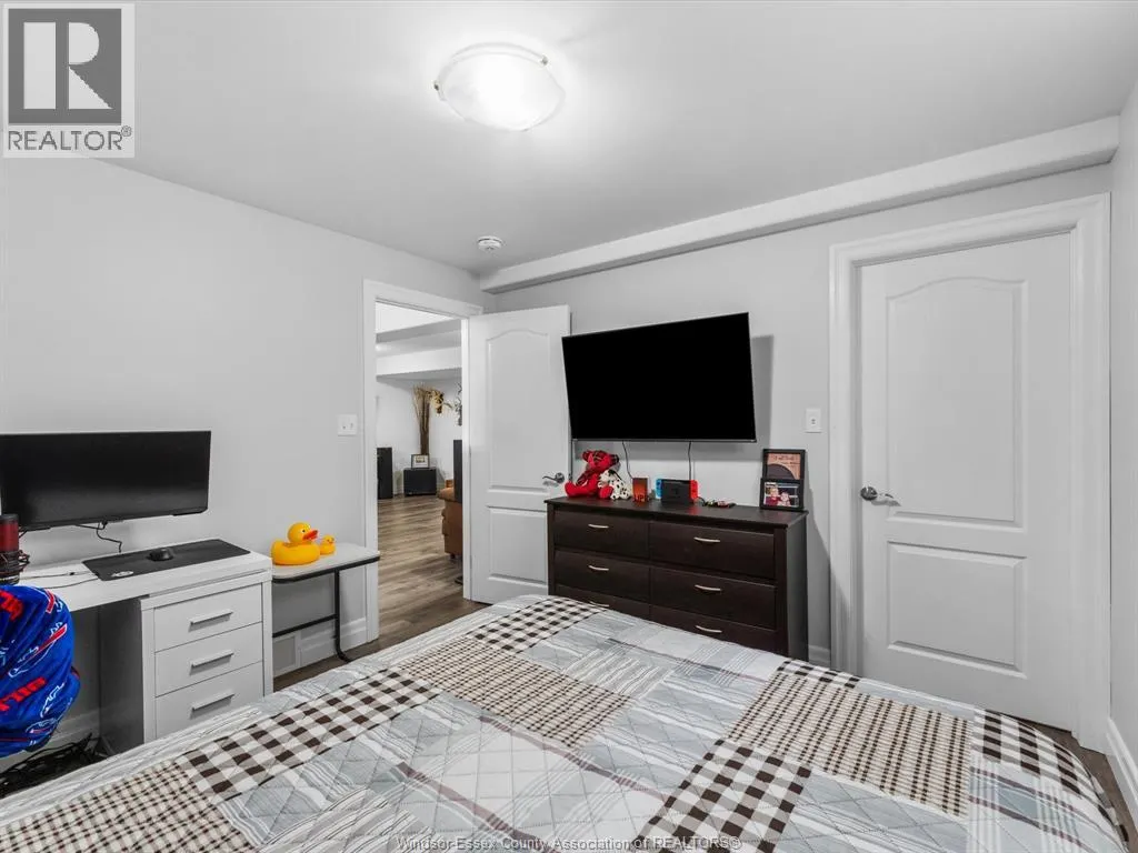 11 JOANEY LANE