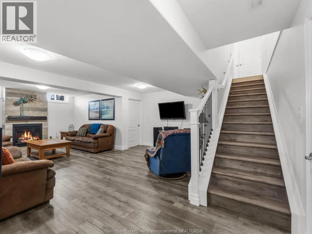 11 JOANEY LANE