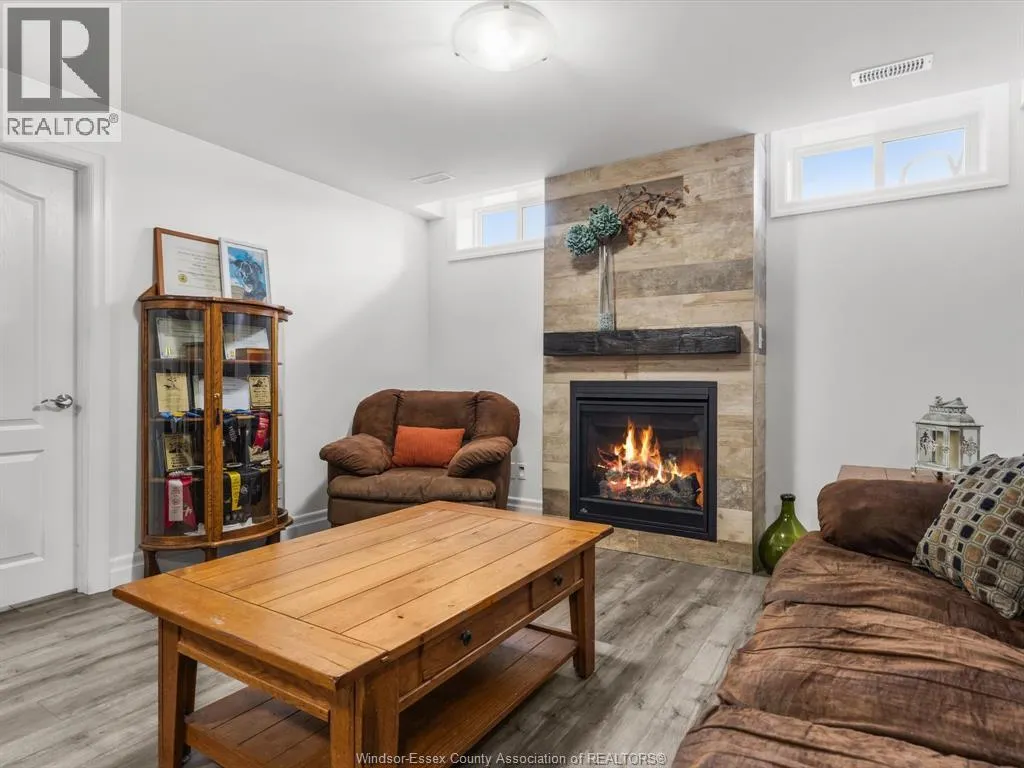 11 JOANEY LANE