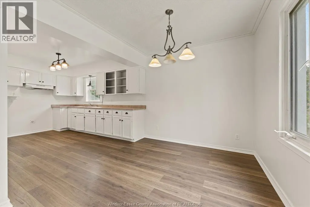 1533 ALEXIS ROAD
