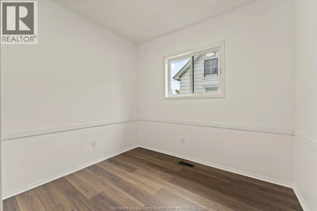 1533 ALEXIS ROAD