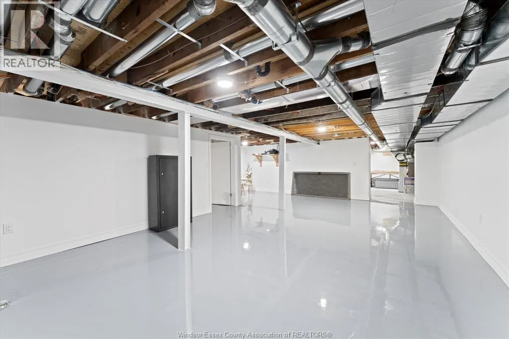 540 KENNEDY DRIVE West